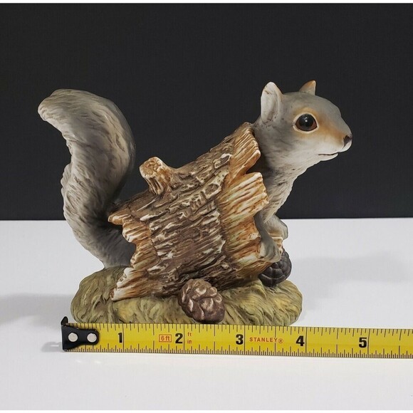 VINTAGE Squirrel Figurine Masterpiece Porcelain Homco 1986 Collectable - Picture 8 of 8